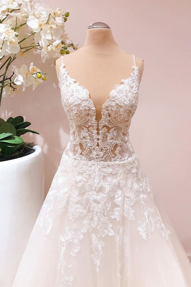 Laden Sie das Bild in den Galerie-Viewer, Kaufen Sie Neue Hochzeitskleider A Linie online bei babyonlinedress.de. Brautkleid mit Spitze für Sie zur Hochzeit gehen.
