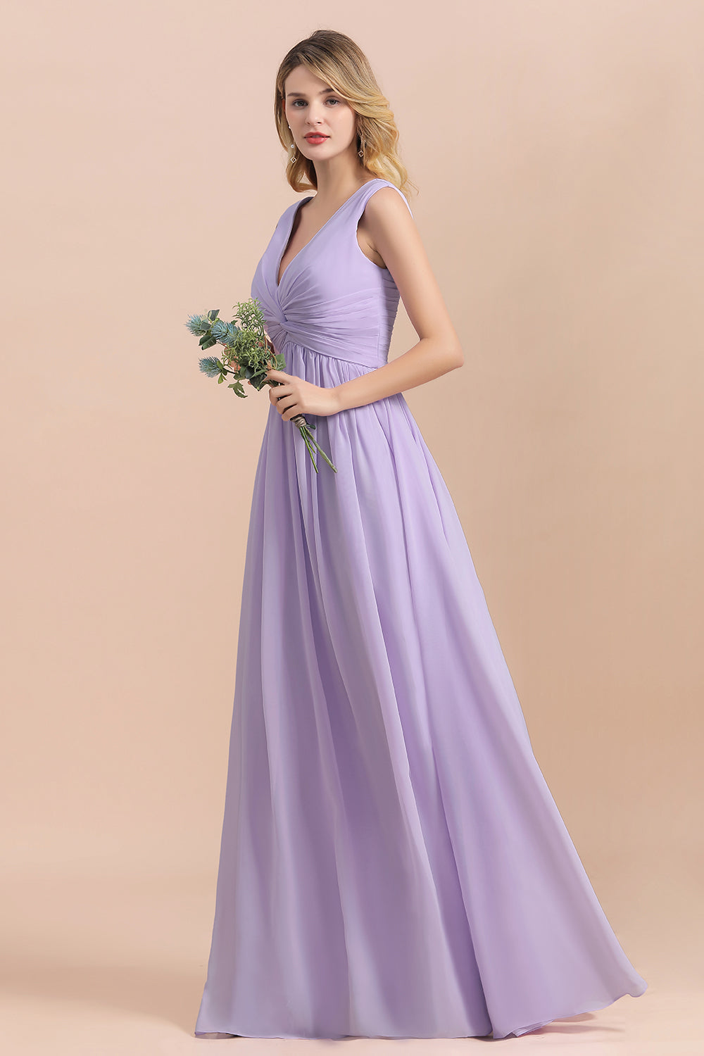 Suchen Sie Lilac Brautjungfernkleider Lang Chiffon online bei babyonlinedress.de. Hochzeitspartykleider Günstig für Sie zur Hochzeit gehen.