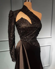 Finden Sie Elegante Abendkleider Lang Schwarz online bei Thekleid.de. Abiballkleider mit Ärmel für Sie nach maß zum abiball gehen.