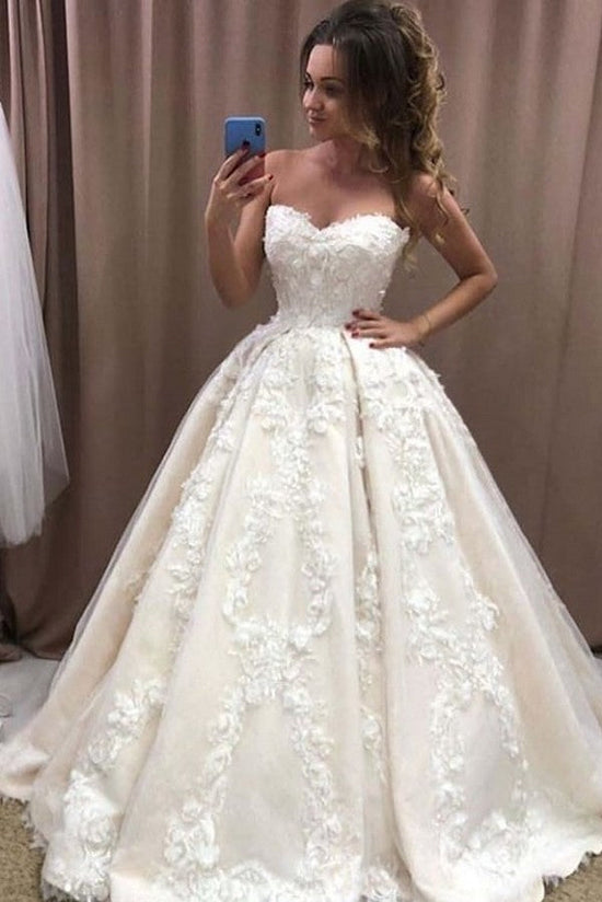 Bestellen sie Elegante Brautkleid Prinzessin online bei babyonlinedress.de. Schöne Hochzeitskleid mit Spitze für Sie zur Hochzeit gehen.