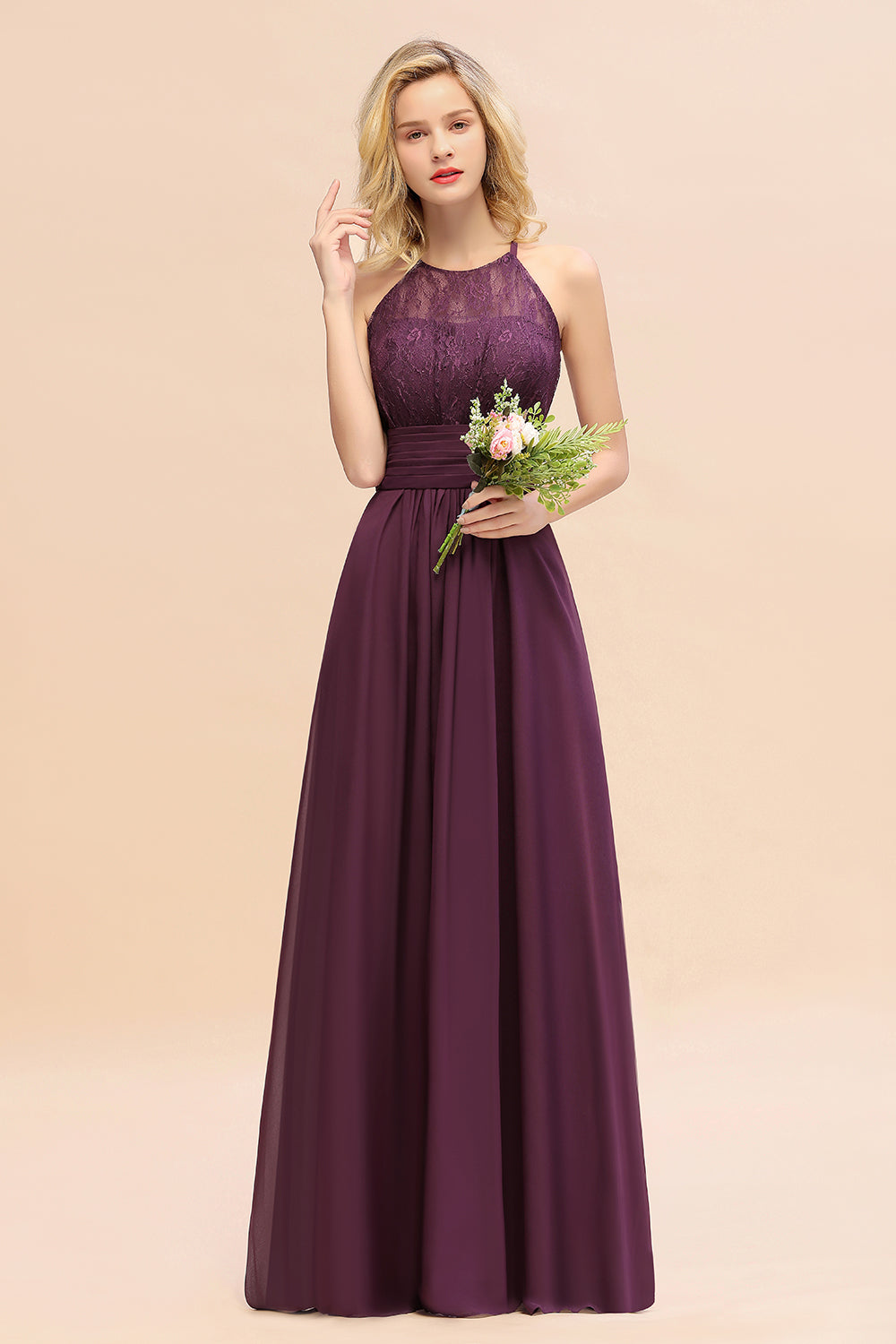 BMbridal Elegant Neckholder Rüschen Ärmellos Grape Spitze Bridesmaid Dresses Affordable