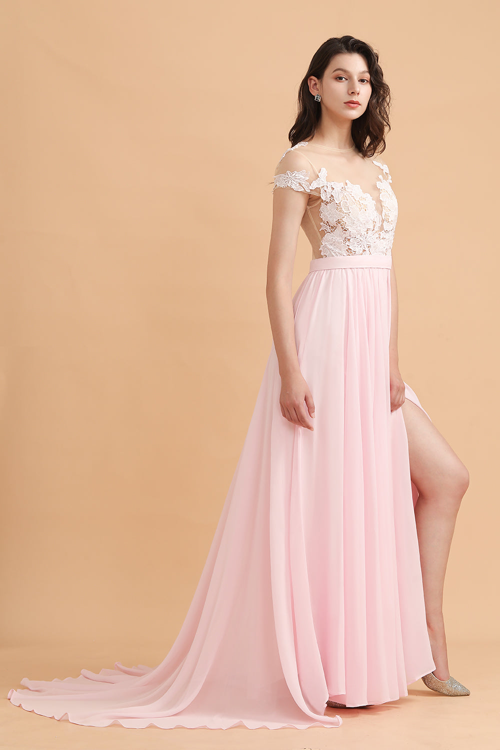 Babyonlinedress.de bietet Große auswahl von Elegante Brautjungfernkleider Lang Rosa aus Chiffon. Günstige Hochzeitsgäste Kleider für Sie zur Hochzeit gehen.