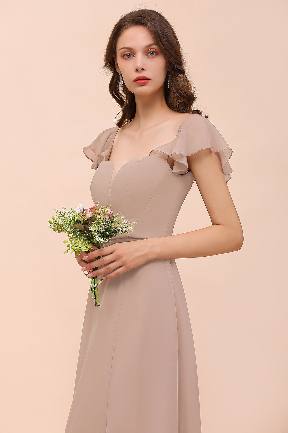 Bestellen Sie Champagne Brautjungfernkleider Lang online bei babyonlinedress.de. Günstiges Kleid Für Brautjungfern maß geschneidert bekommen.