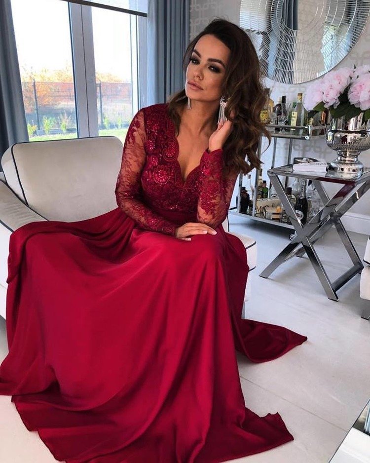 Finden Sie Abendkleid Lang Rot online bei Thekleid.de. Abiballkleider mit Ärmel für Sie zum abiball gehen.