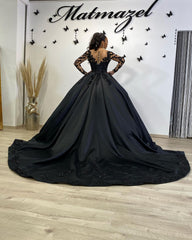 Bestellen Sie Schwarze Brautkleider mit Ärmel online bei babyonlinedress.de. Prinzessin Hochzeitskleider Spitze für Sie zur Hochzeit gehen.