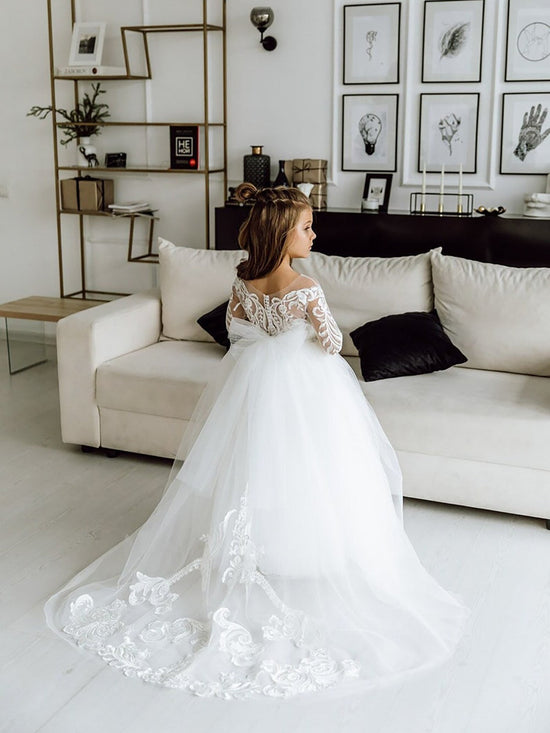 Suchen Sie Weiße lumenmädchenkleide Mit Ärmel online bei babyonlinedress.de. Kleider für Blumenmädchen mit Spitze aus tüll zur Hochzeit gehen.