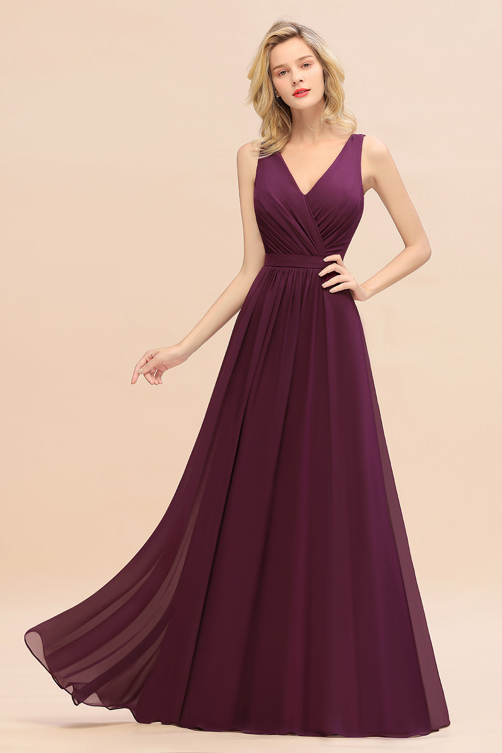 BMbridal Affordable V Ausschnitt Ruffle Long Grape Chiffon Bridesmaid Dress with Schleife