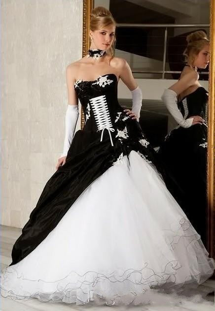 Hier können Sie Elegante Schwarz Weiße Brautkleider online bei babyonlinedress.de kaufen. A Linie Hochzeitskleider Online für sie zur Hochzeit online.