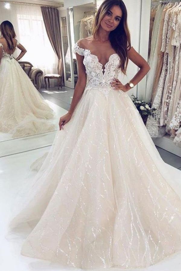 Finden Sie Brautkleider Glitzer online bei babyonlinedress.de. Hochzeitskleider A Linie Spitze für Sie zur Hochzeit gehen.