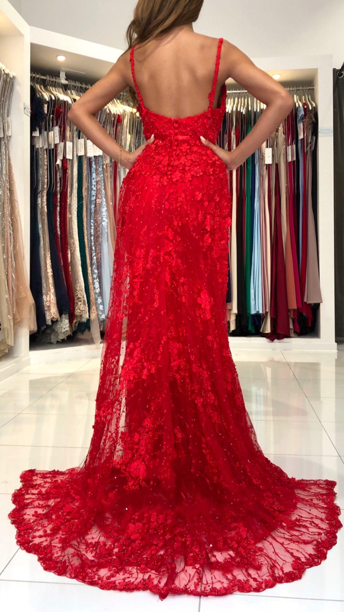 Bestellen Sie Wunderschöne Abendkleider Lang Rot online bei Thekleid.de. Spitze Abiballkleider Günstig für Sie zum abiball gehen.