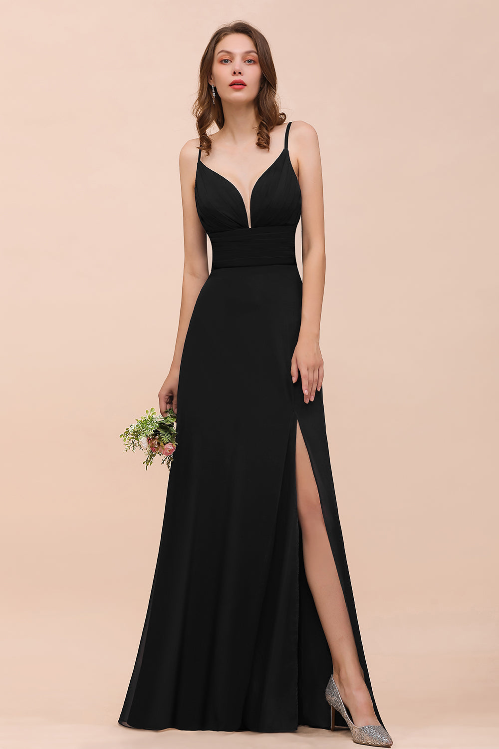 Bestellen Sie Schwarze Brautjungfernkleider Lang Günstig online bei babyonlinedress.de. Kleid für Brautjungfern maß geschneidert bekommen.