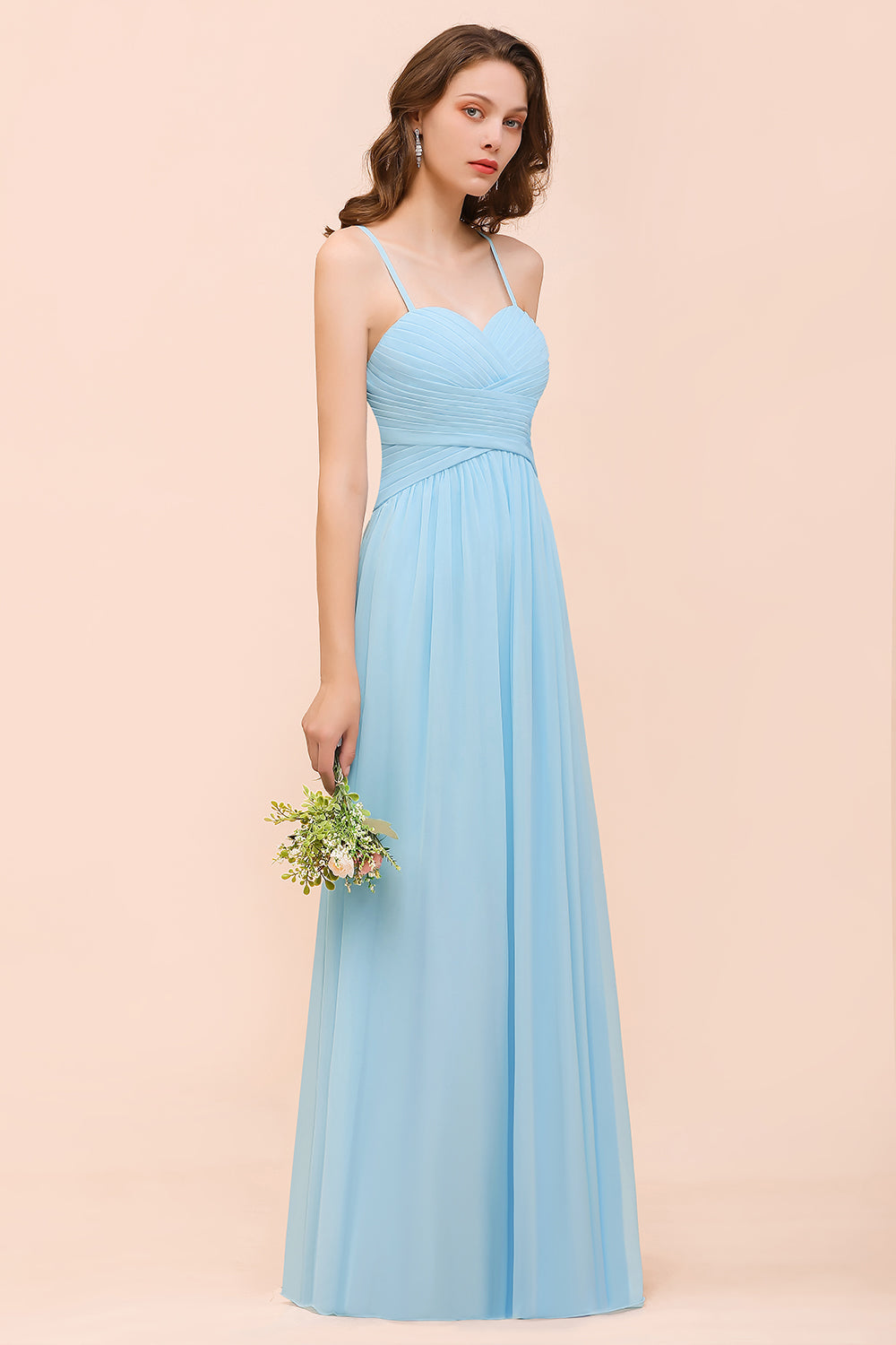 Suchen Sie Heller Blau Brautjungfernkleider Günstig online bei babyonlinedress.de. Langes Brautjungfernkleid Online für Sie zur Hochzeit gehen.