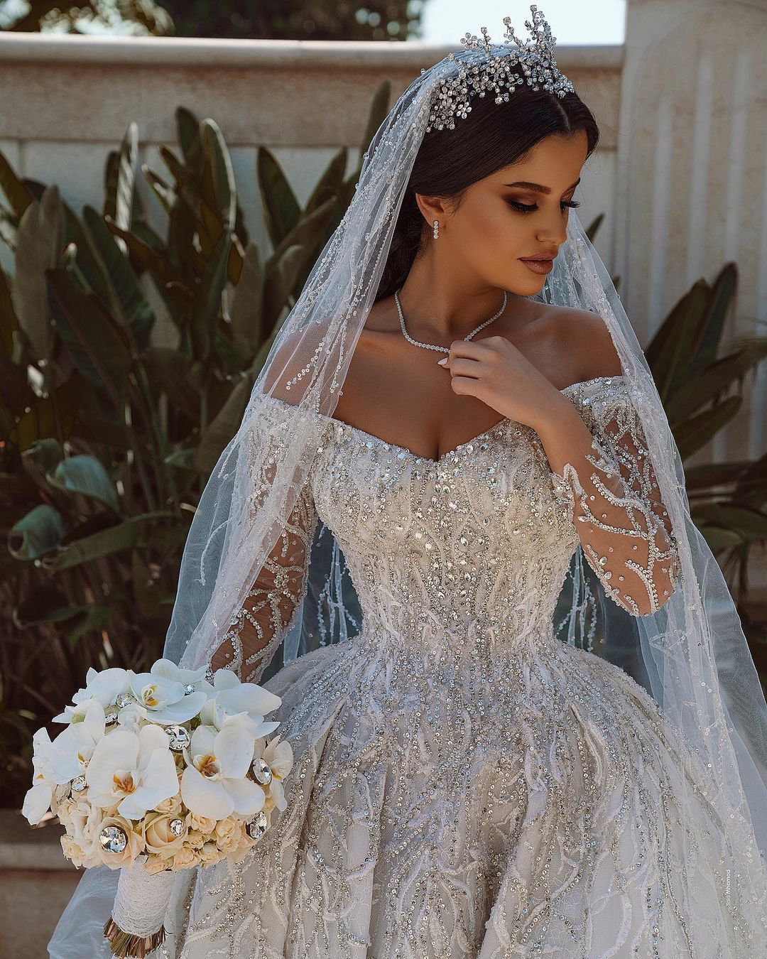 Bestellen Sie Extravagante Brautkleider A Linie online bei babyonlinedress.de. Hochzeitskleider mit Ärmel für Sie zur Hochzeit gehen.