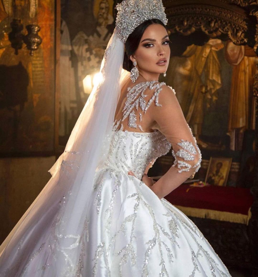 Bestellen Sie Extravagante Hochzeitskleider Prinzessin online bei babyonlinedress.de. Brautkleider Mit Ärmel für Sie zur hochzeit gehen.