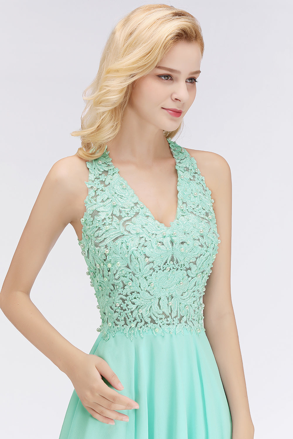 hier können Sie Mint Grün Chiffon Brautjungfernkleider mit Spitze online bei babyonlinedress.de. Kleider Zur Hochzeit Unter50 für Sie online kaufen.