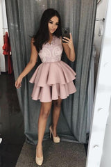 Bestellen Sie Schöne Cocktailkleider Kurz online bei Thekleid.de. Abiballkleider Rosa Spitze für Sie nach maß machen zum abiball gehen.