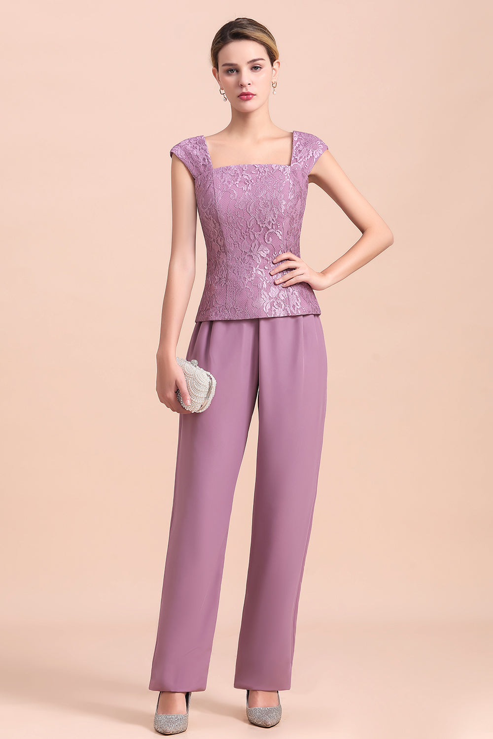 Bestellen Sie Flieder Brautmutterkleider Lang Chiffon online bei babyonlinedress.de. 3 Teiliges Brautmutterkleid Jumpsuit für Sie zur Hochzeit gehen.